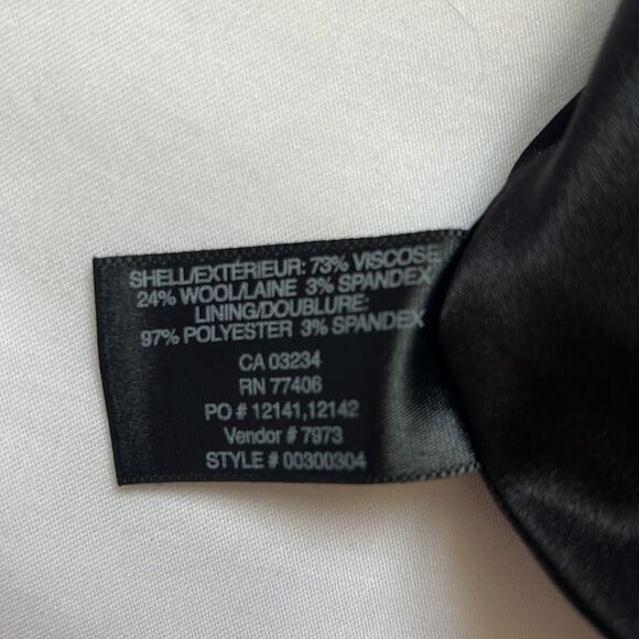 ⭐️CLUB Monaco Wool Blend Skirt⭐️ - Picture 6 of 6